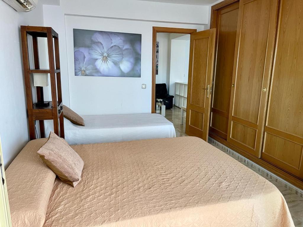 Puerta Del Sol Trm Only Adults Aparts Torremolinos Exterior foto